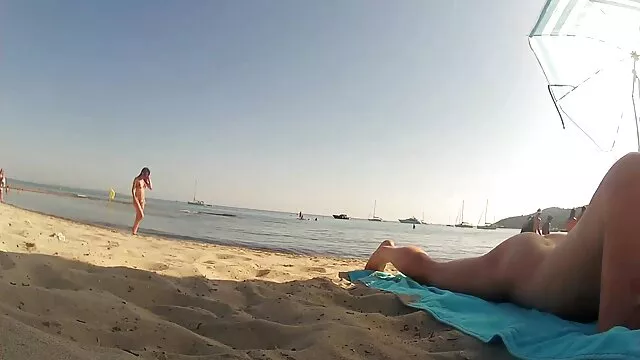 Alex Chance aprendiendo de su xxx lesbianas españolas padrastro
