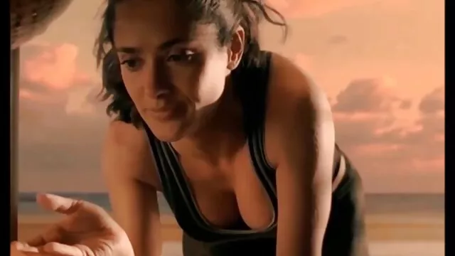 Brandy videos y peliculas x amateur tetona hace una paja en la ducha